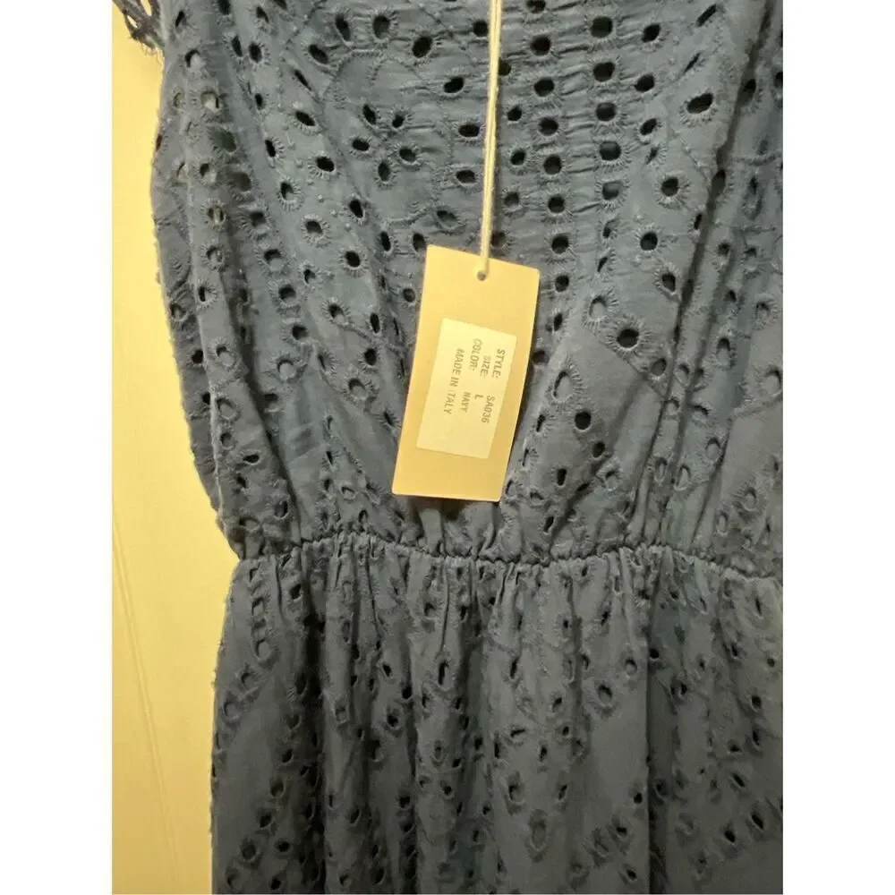 NWT Le Ragazze Navy Eyelet Dress (Size L)